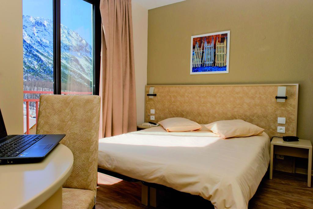 Montgenèvre Vtf Le Grand Hotel מראה חיצוני תמונה