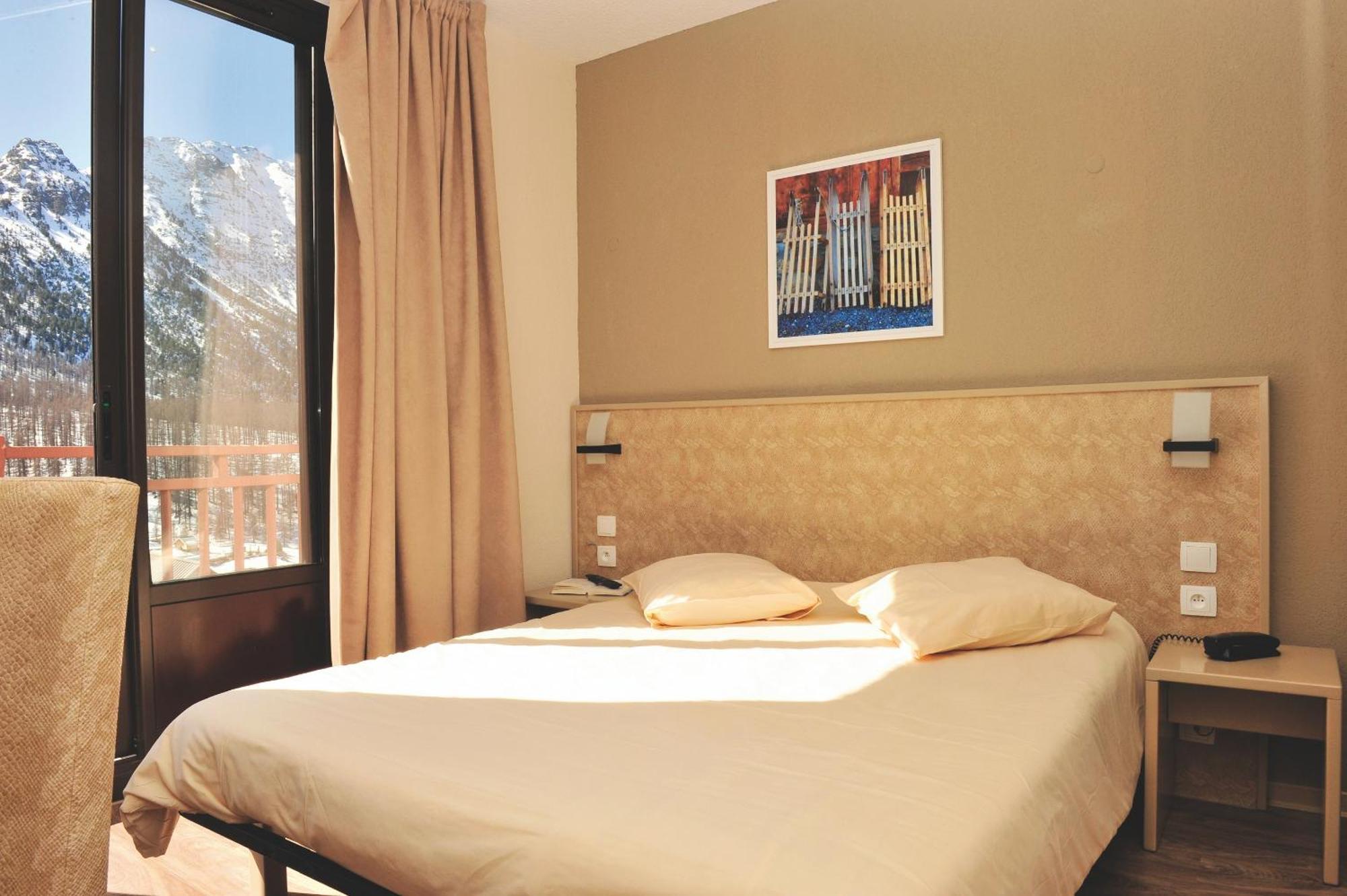 Montgenèvre Vtf Le Grand Hotel מראה חיצוני תמונה